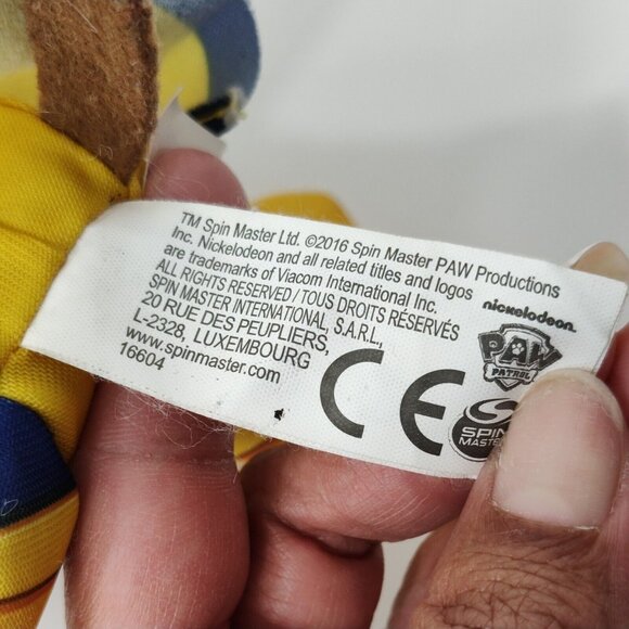 Lot of 2 Spin Master Paw Patrol Chase Dog Puppy Plush Stuffed Animal Toy 2016 - Picture 5 of 6